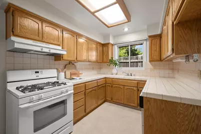 481 Wanda Way, Sacramento, CA 95819 - Photo 13