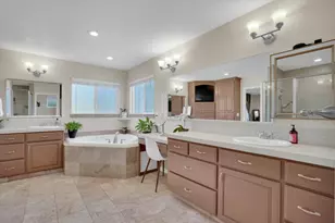 1177 Pine St, Manteca, CA 95336 - Photo 27