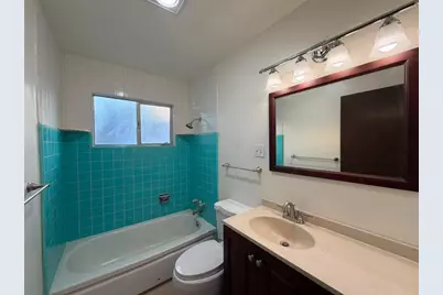 3032 Elmwood Avenue, Stockton, CA 95204 - Photo 17
