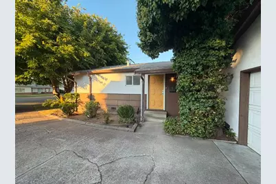3032 Elmwood Avenue, Stockton, CA 95204 - Photo 5