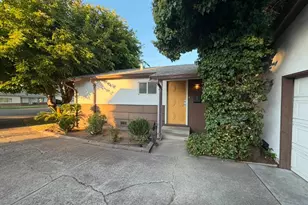 3032 Elmwood Ave, Stockton, CA 95204 - Photo 5