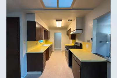 3032 Elmwood Avenue, Stockton, CA 95204 - Photo 11
