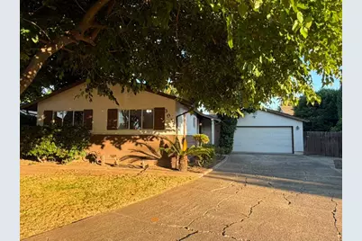 3032 Elmwood Avenue, Stockton, CA 95204 - Photo 1