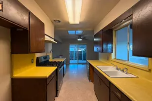 3032 Elmwood Ave, Stockton, CA 95204 - Photo 9