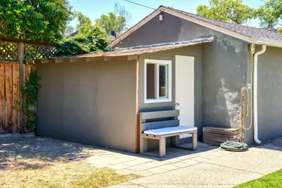 320 N Santa Cruz Avenue, Modesto, CA 95354 - Photo 33