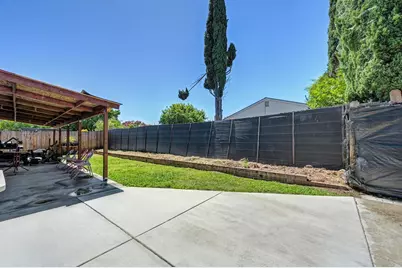 2 Tillman Circle, Sacramento, CA 95823 - Photo 19