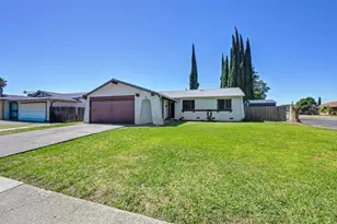 2 Tillman Cir, Sacramento, CA 95823 - Photo 1
