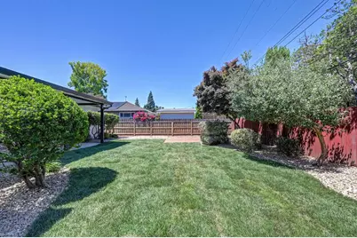 5617 Rosedale Way, Sacramento, CA 95822 - Photo 73