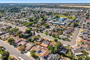 2212 Chambord Dr, Stockton, CA 95210 - Photo 19