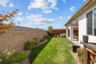 1587 McClure St, Woodland, CA 95776 - Photo 43