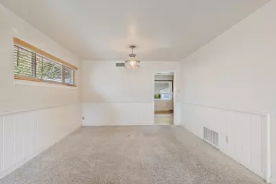 1045 Aidan Avenue, Sacramento, CA 95822 - Photo 11