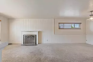 1045 Aidan Ave, Sacramento, CA 95822 - Photo 3
