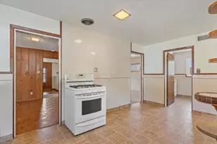 1045 Aidan Ave, Sacramento, CA 95822 - Photo 17