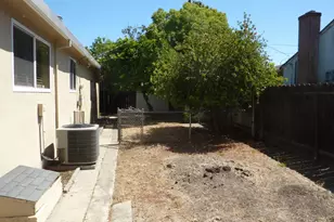 719 S Maple Ave, Manteca, CA 95337 - Photo 3