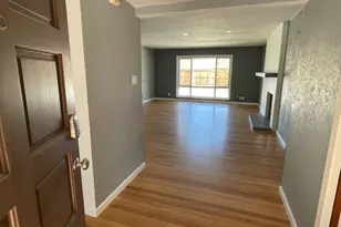 6181 S Land Park Dr, Sacramento, CA 95831 - Photo 5