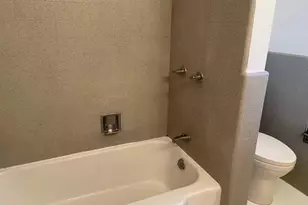 6181 S Land Park Dr, Sacramento, CA 95831 - Photo 19