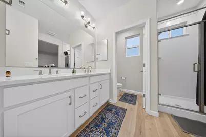 9476 Del Seis Drive, Sacramento, CA 95829 - Photo 17