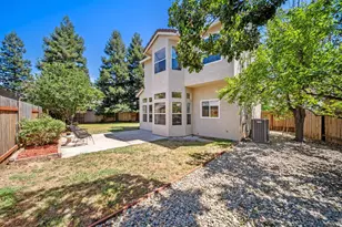 9267 Caulfield Dr, Elk Grove, CA 95758 - Photo 27
