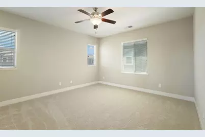 577 Lakeside Drive, Lathrop, CA 95330 - Photo 35