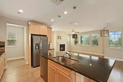 577 Lakeside Drive, Lathrop, CA 95330 - Photo 13