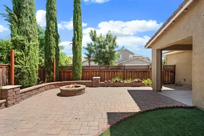 577 Lakeside Drive, Lathrop, CA 95330 - Photo 45