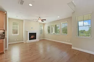 577 Lakeside Dr, Lathrop, CA 95330 - Photo 19