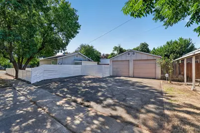 2297 Beaumont Street, Sacramento, CA 95815 - Photo 13