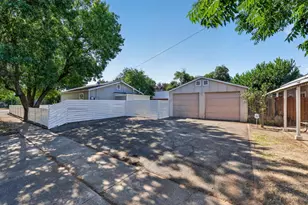 2297 Beaumont St, Sacramento, CA 95815 - Photo 13
