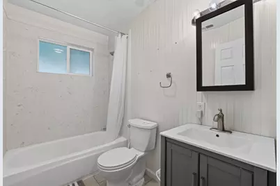 2297 Beaumont Street, Sacramento, CA 95815 - Photo 9