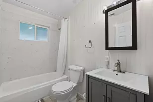 2297 Beaumont St, Sacramento, CA 95815 - Photo 9