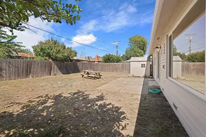 1901 W Locust Street, Lodi, CA 95242 - Photo 25