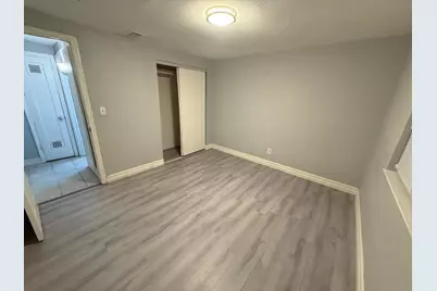 5887 Kelly Way, Sacramento, CA 95824 - Photo 7