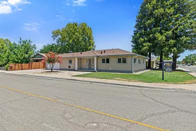 2600 Yale Avenue, Turlock, CA 95382 - Photo 1