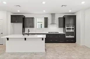 9911 Del Surf Ln, Elk Grove, CA 95757 - Photo 11