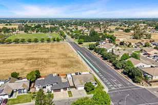 374 Sparrow Dr, Galt, CA 95632 - Photo 65