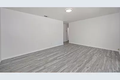 7012 Forman Way, Sacramento, CA 95828 - Photo 47