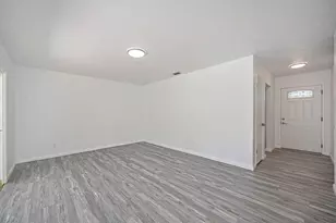 7012 Forman Way, Sacramento, CA 95828 - Photo 17