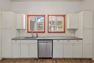 340 E Jefferson St, Stockton, CA 95206 - Photo 9