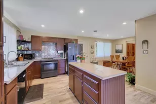 1430 Peach Tree Ln, Yuba City, CA 95993 - Photo 15