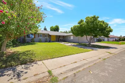 1430 Peach Tree Lane, Yuba City, CA 95993 - Photo 3