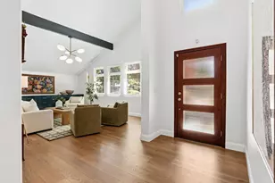 6481 Lake Park Dr, Sacramento, CA 95831 - Photo 63
