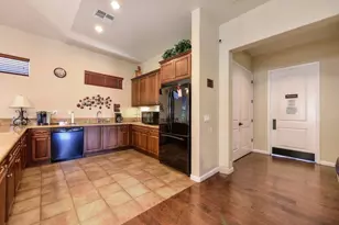 7438 Chevelle Way, Sacramento, CA 95829 - Photo 17