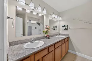 9105 Echo Point Pl, Orangevale, CA 95662 - Photo 11