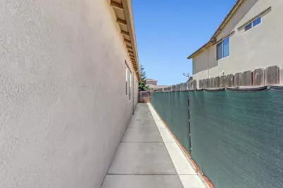 9875 Clyde Ingalsbe Street, Elk Grove, CA 95624 - Photo 55
