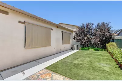9875 Clyde Ingalsbe Street, Elk Grove, CA 95624 - Photo 51