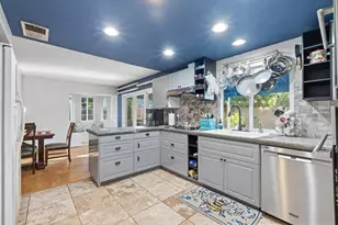 9545 Linda Rio Dr, Sacramento, CA 95827 - Photo 5