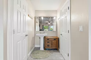 9545 Linda Rio Dr, Sacramento, CA 95827 - Photo 15