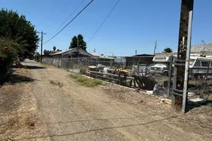 108 D St, Westley, CA 95387 - Photo 23