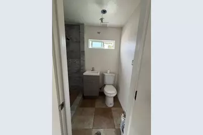 2300 85th Avenue, Oakland, CA 94605 - Photo 11