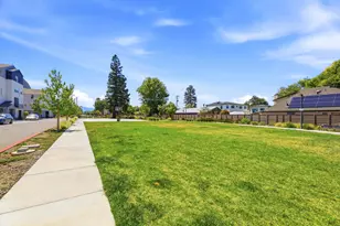 569 Yale Wy, San Jose, CA 95117 - Photo 31